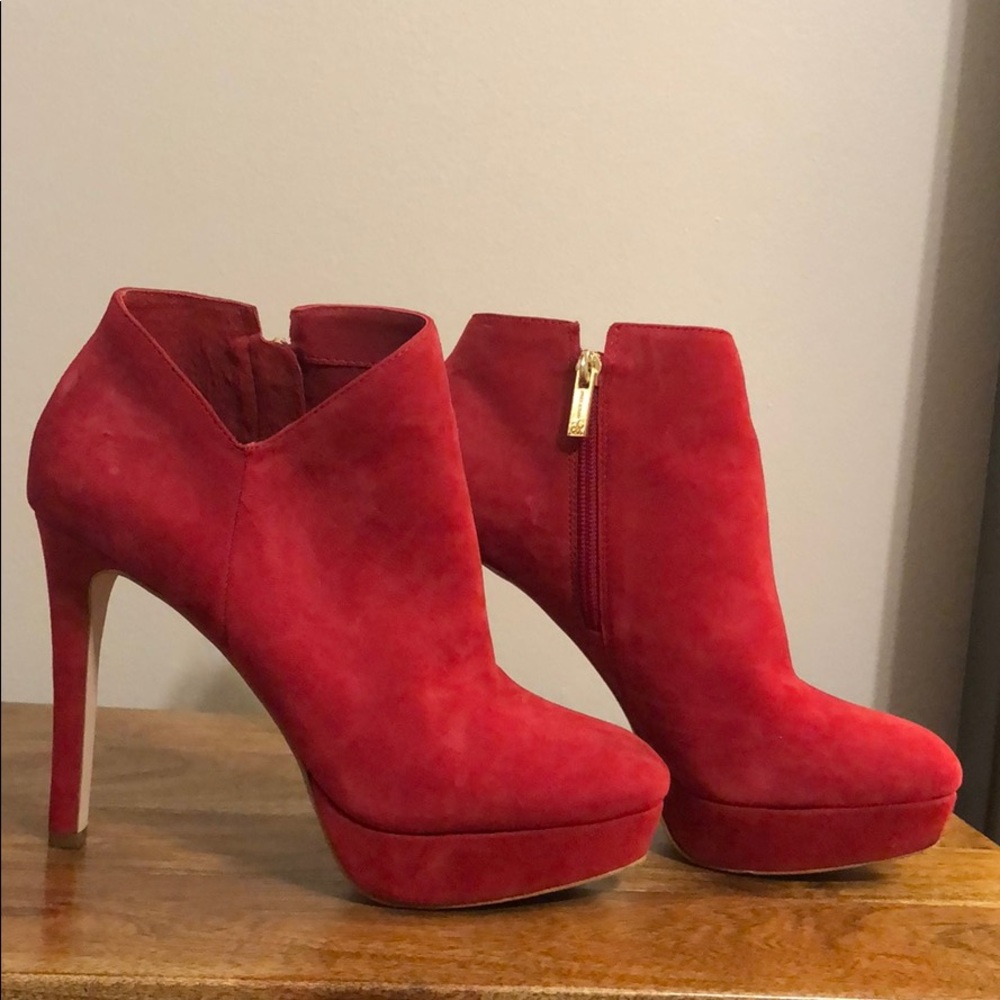 Jessica Simpson Red High Heeled Booties Size 7.5